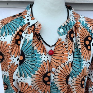 アフリカンふんわりブルーオーバー