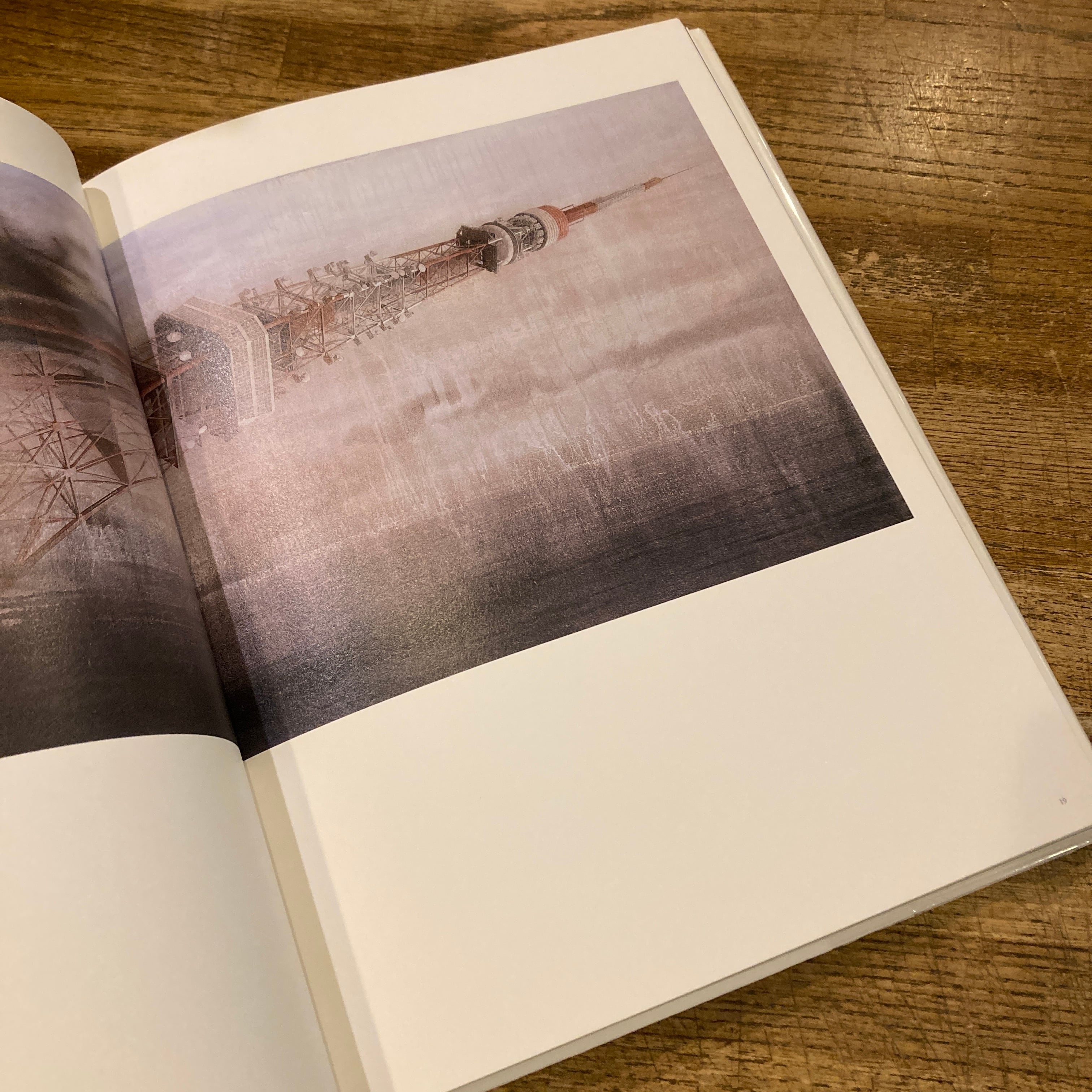 諏訪敦 絵画作品集 1995-2005 | 百年