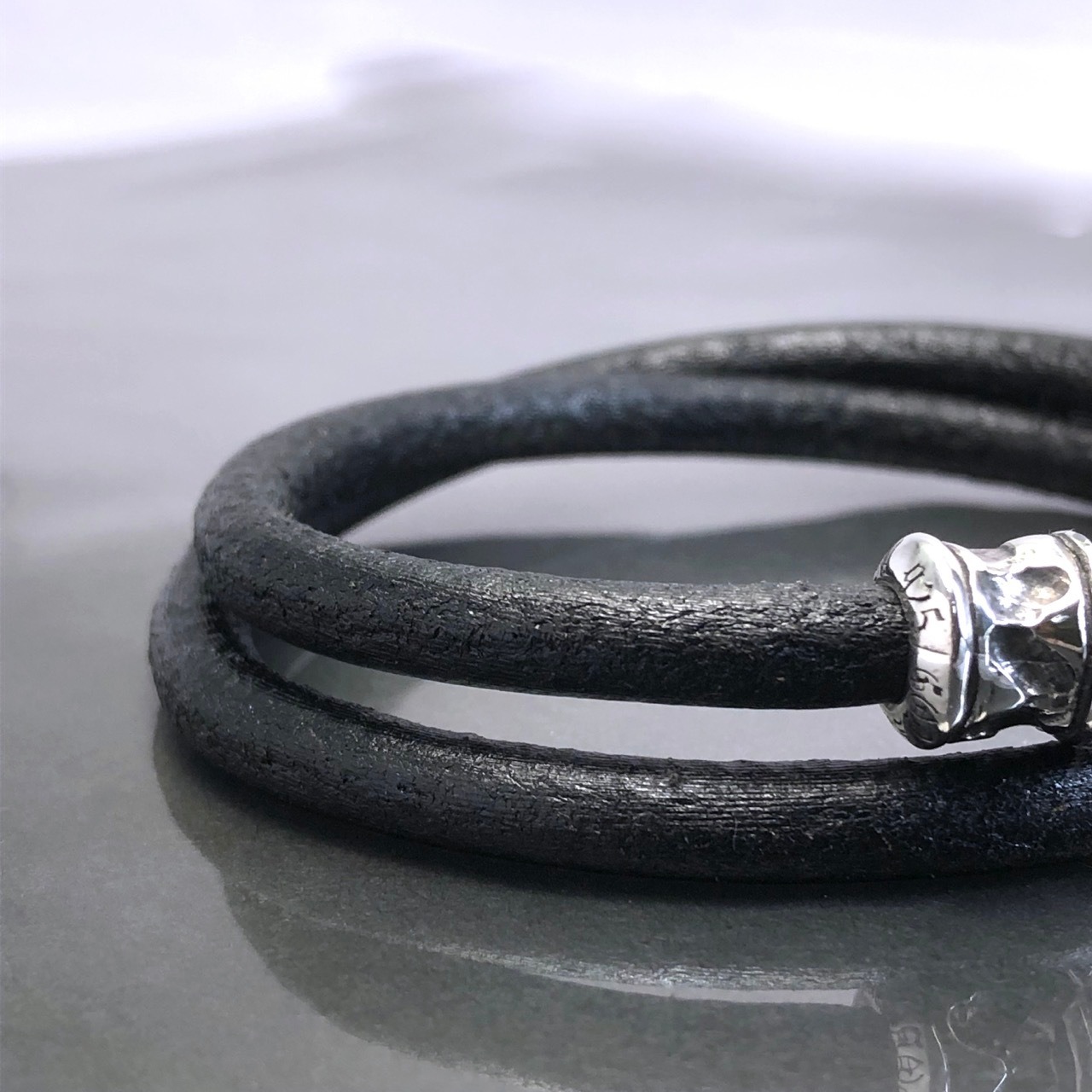 PIPE HOOK LEATHER BRACELET / パイプフックレザーブレスレット