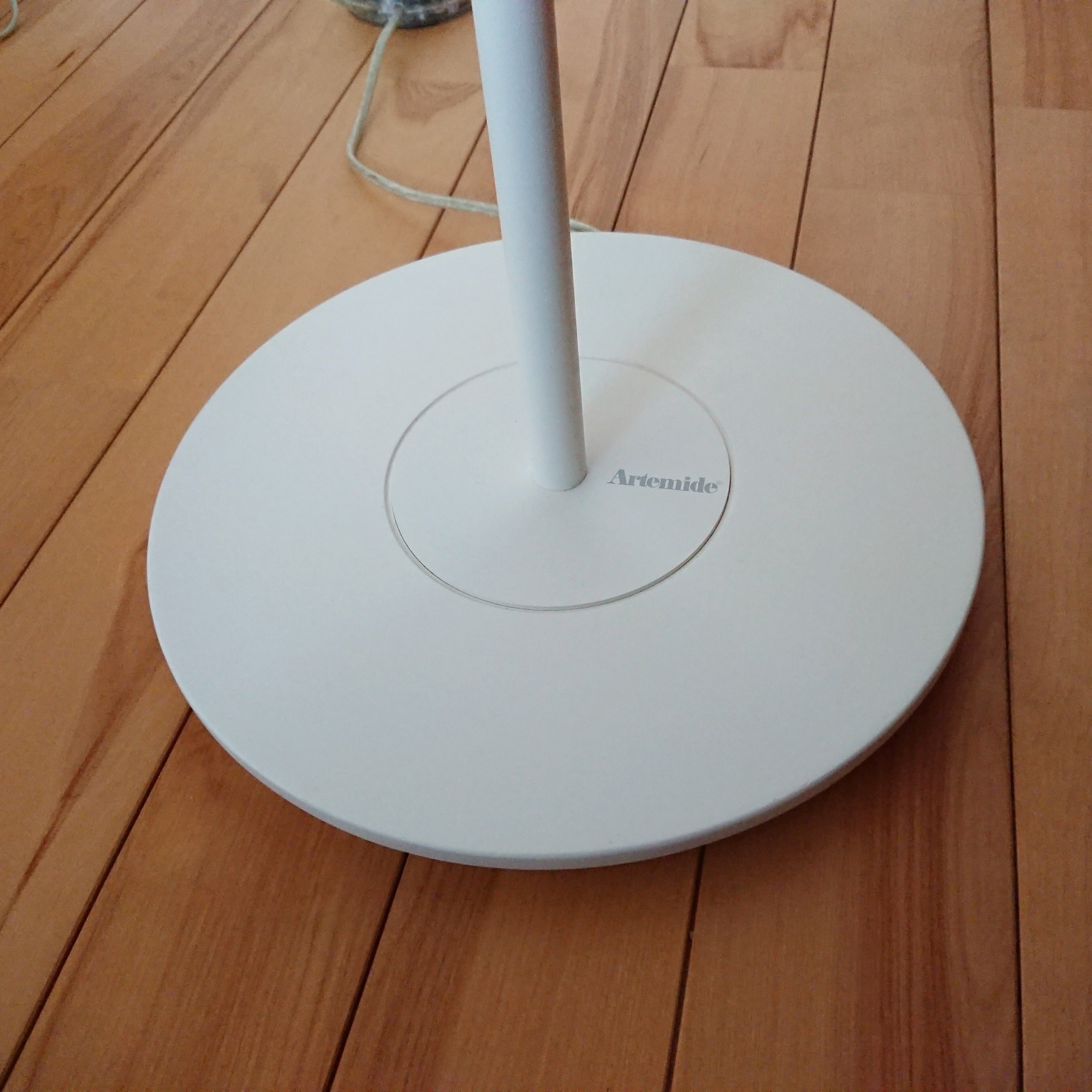 Artemide/アルテミデ ”CABILDO Terra” フロアランプ Eric Solè