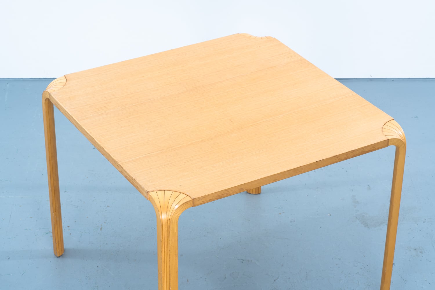 Alvar Aalto | X-Leg Table | kaikki gallery | 北欧ヴィンテージ家具