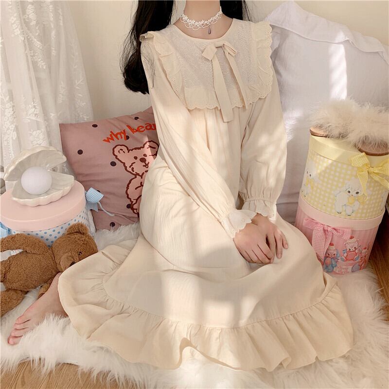 夢見る少女のパジャマワンピース Monodoll モノトーンを世界観としたフレンチガーリー 量産型 地雷系 ゴシックファッション通販