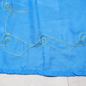 ベリーダンス 衣装 ハリージドレス ブルー系 スパンコール ビーズ 水色 青 黄 金 ガラベーヤ ワンピース ドレス 爽やか 羽織り 民族舞踏 ダンス衣装 刺繍 ステージ衣装 華やか 鮮やか 豪華 装飾 明るい 透け感 ゴールド系 イエロー系