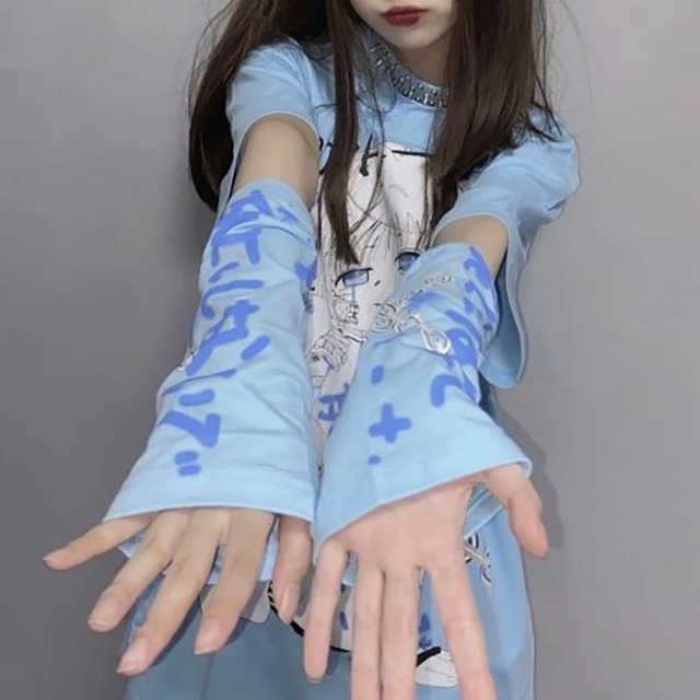 お取り寄せ商品 トップス Tシャツ 半袖 アームカバー サブカルチャー 原宿 ゆめかわいい 病み可愛い プリントtシャツ Candy Melts お取り寄せ商品 トップス Tシャツ 半袖 アームカバー サブカルチャー 原宿 ゆめかわいい 病み可愛い プリントtシャツ Candy Melts