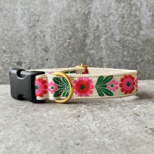 首輪 Flower scarlet pink