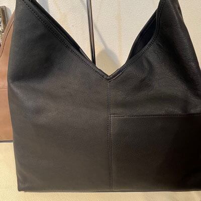 B.stuff　Vカットバッグ(大)