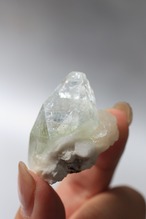 グリーンアポフィライト「新芽の粒」Green Apophyllite ◇ 天然石・鉱物・パワーストーン・原石 | st00378