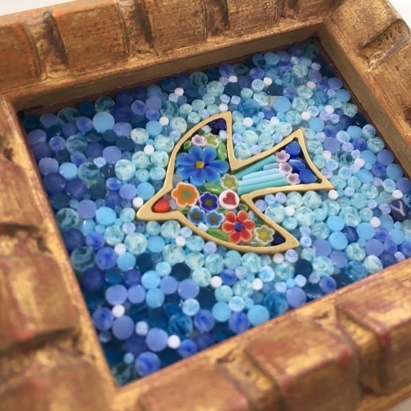 ミクロモザイク・青い花の鳥（額） | shikisaikobo