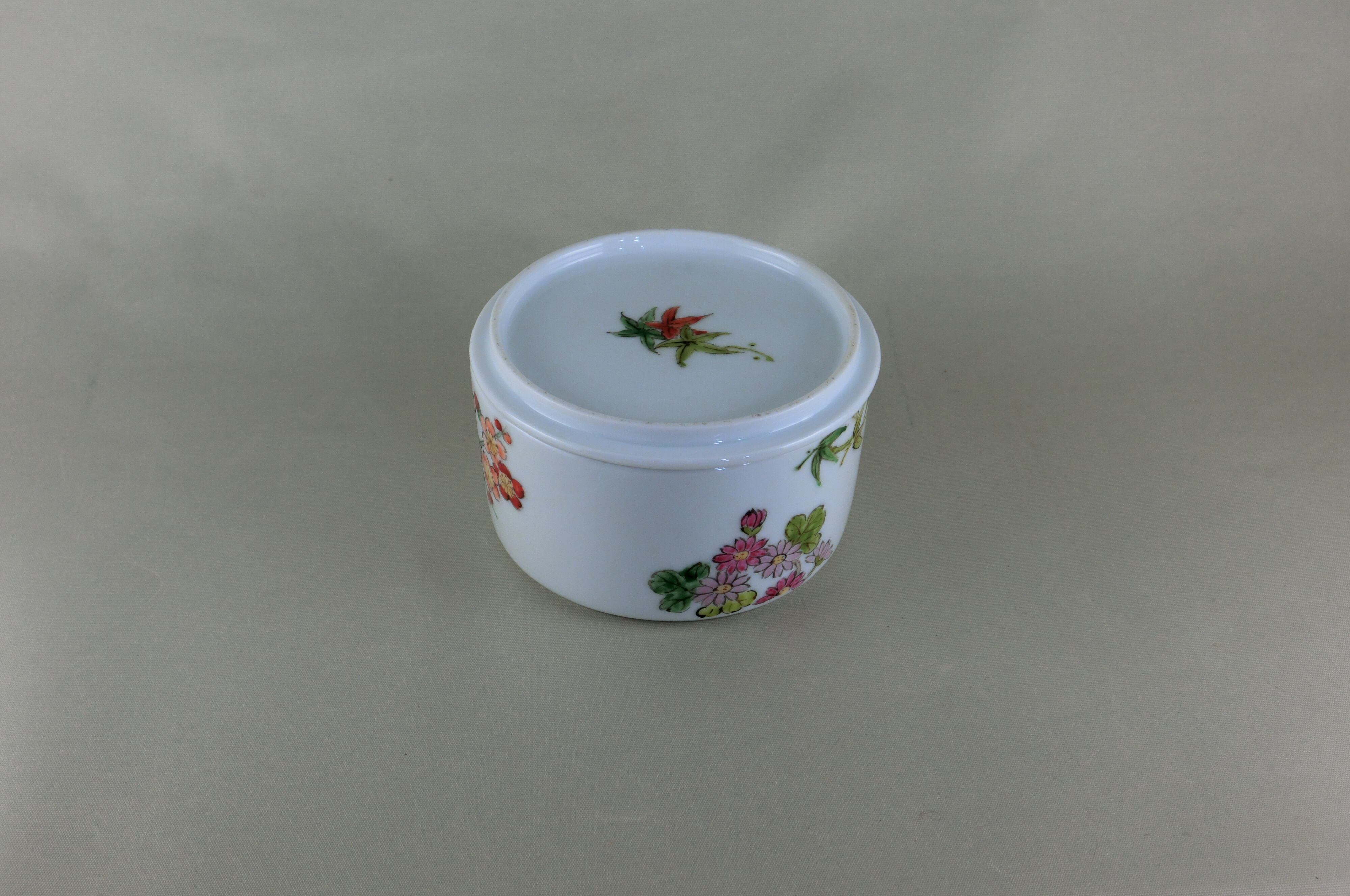 四君子　蓋物（しのえ工房）