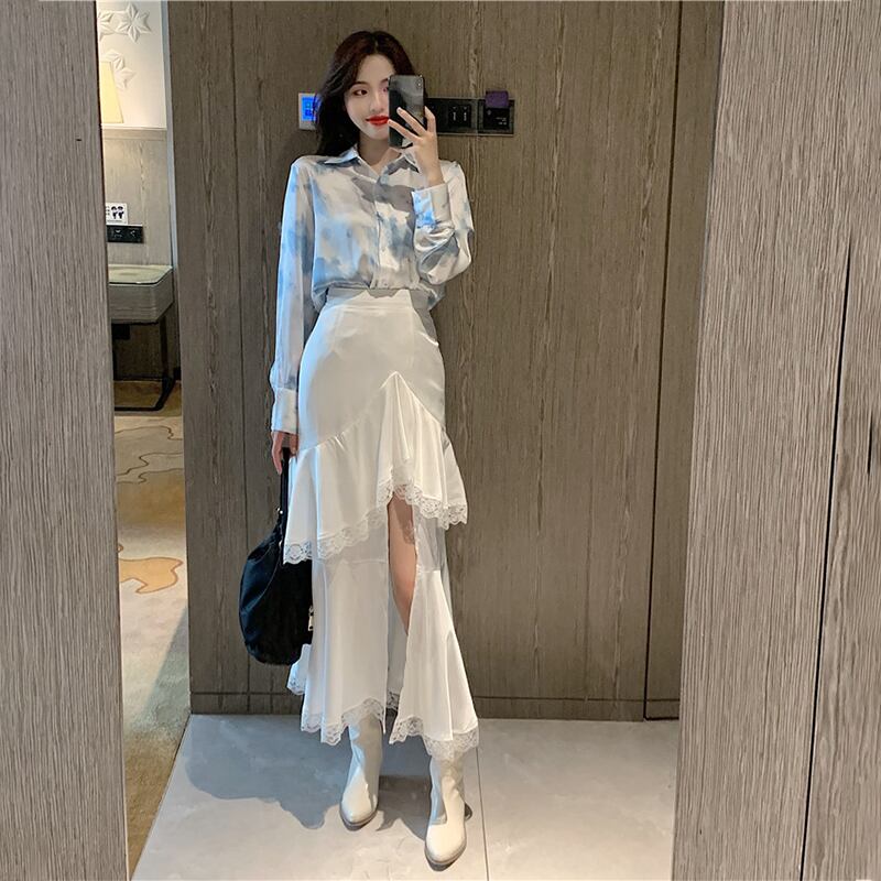 サテン絞り染めの白いシャツ、女性の秋ルーズ長袖シャツ、ボトミングシャツ、デザインセンス、ニッチトップス ブラックストロベリース58847503236