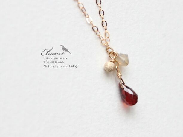 chance14kgfネックレス、 ガーネット宝石質
