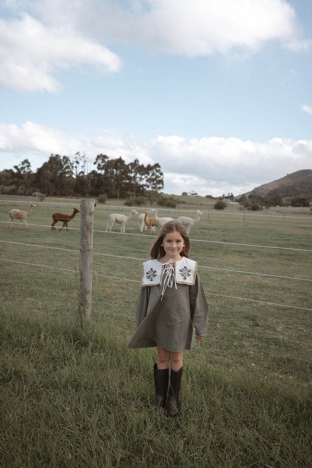 《即納》son and daughter / Talie Embroidery Mini Dress
