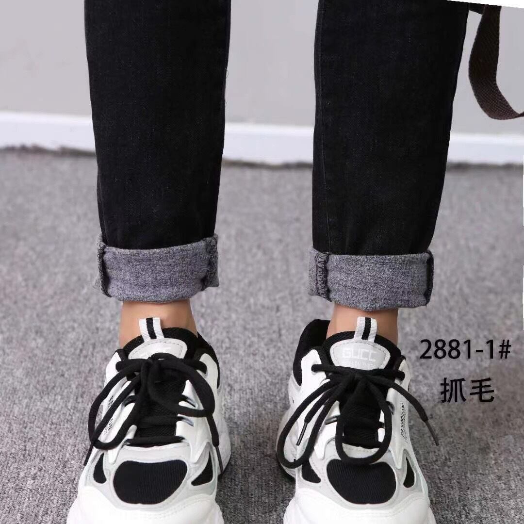 ロールアップデニムパンツ