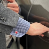 タイル カフス 結晶