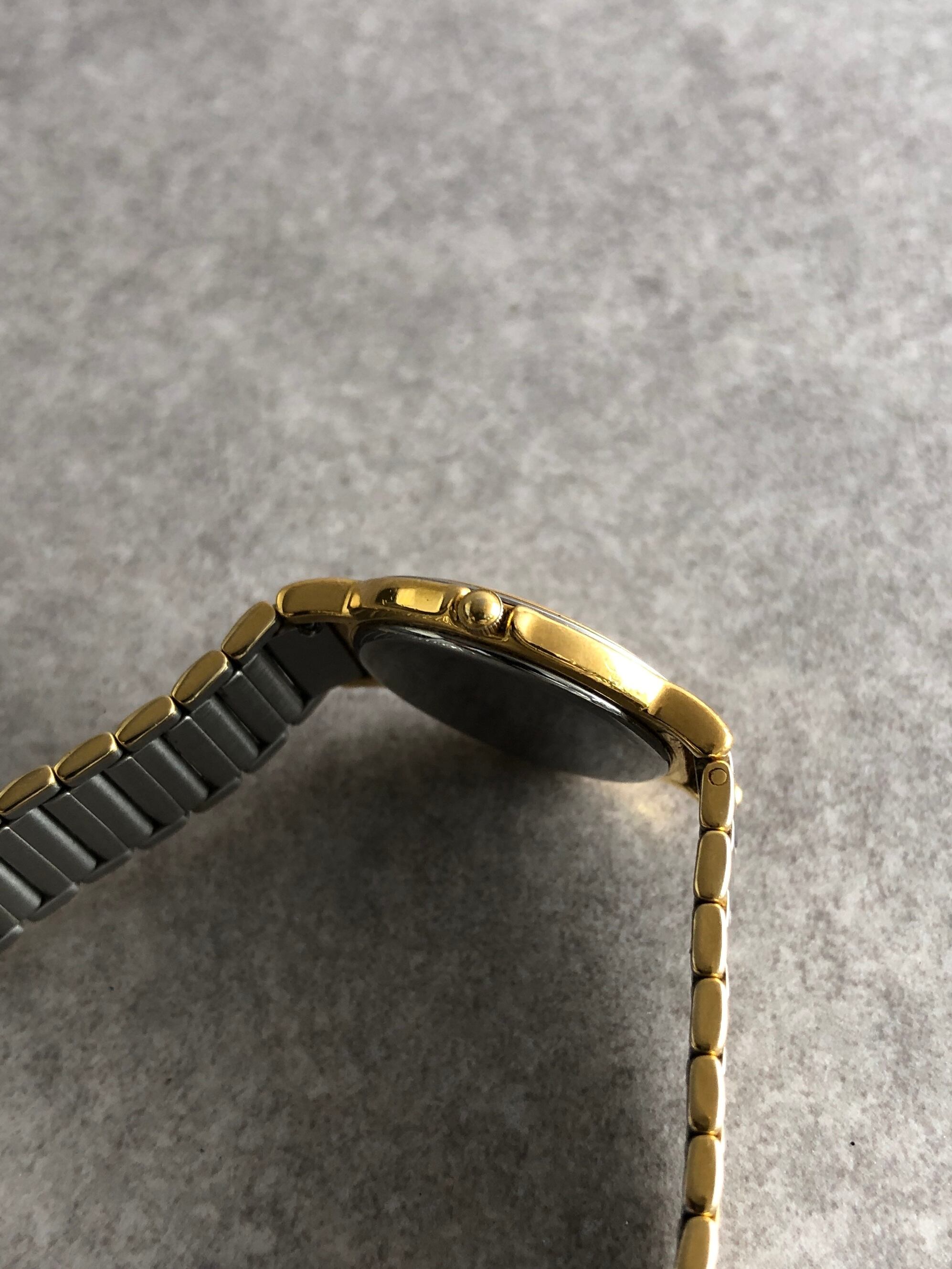 イヴサンローラン シルバー×ゴールド Yves Saint Laurent イヴ・サンローラン 腕時計 シルバー ゴールド