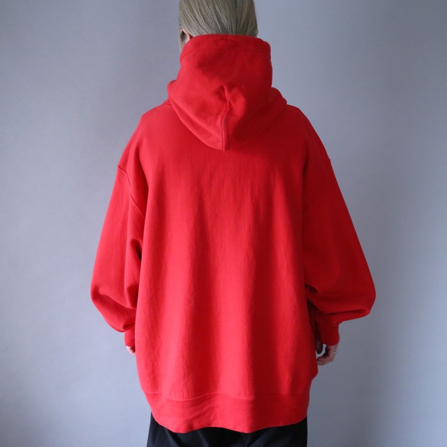 "Champion" red color silhouette reverse wave sweat parka