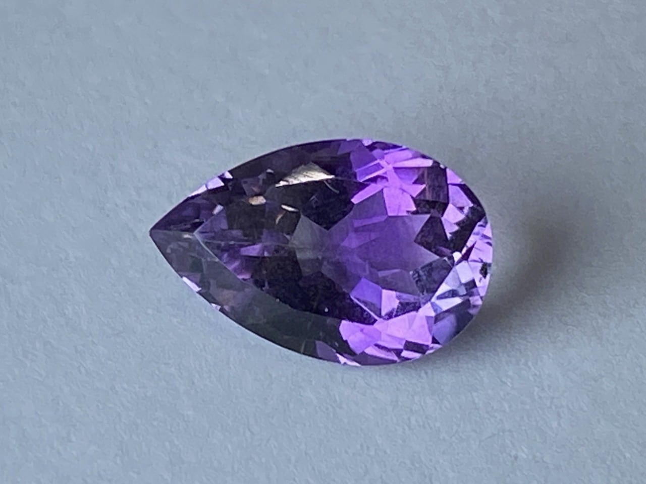 新入荷｜アメジスト｜バイカラーアメジスト 透明＆紫の