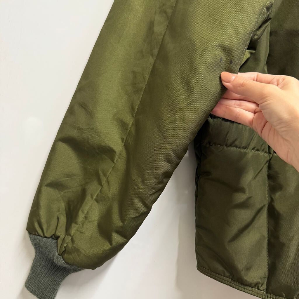 ◇USA製 Refrigiwear リフリッジウェア 中綿 ベスト 黒 メンズXL 消費