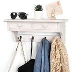 壁掛けコートフック 素朴な木製コートラック 壁掛け棚 フック付き 棚付き ヴィンテージコートフック 玄関 寝室 リビングルーム キッチン用（ホワイト）