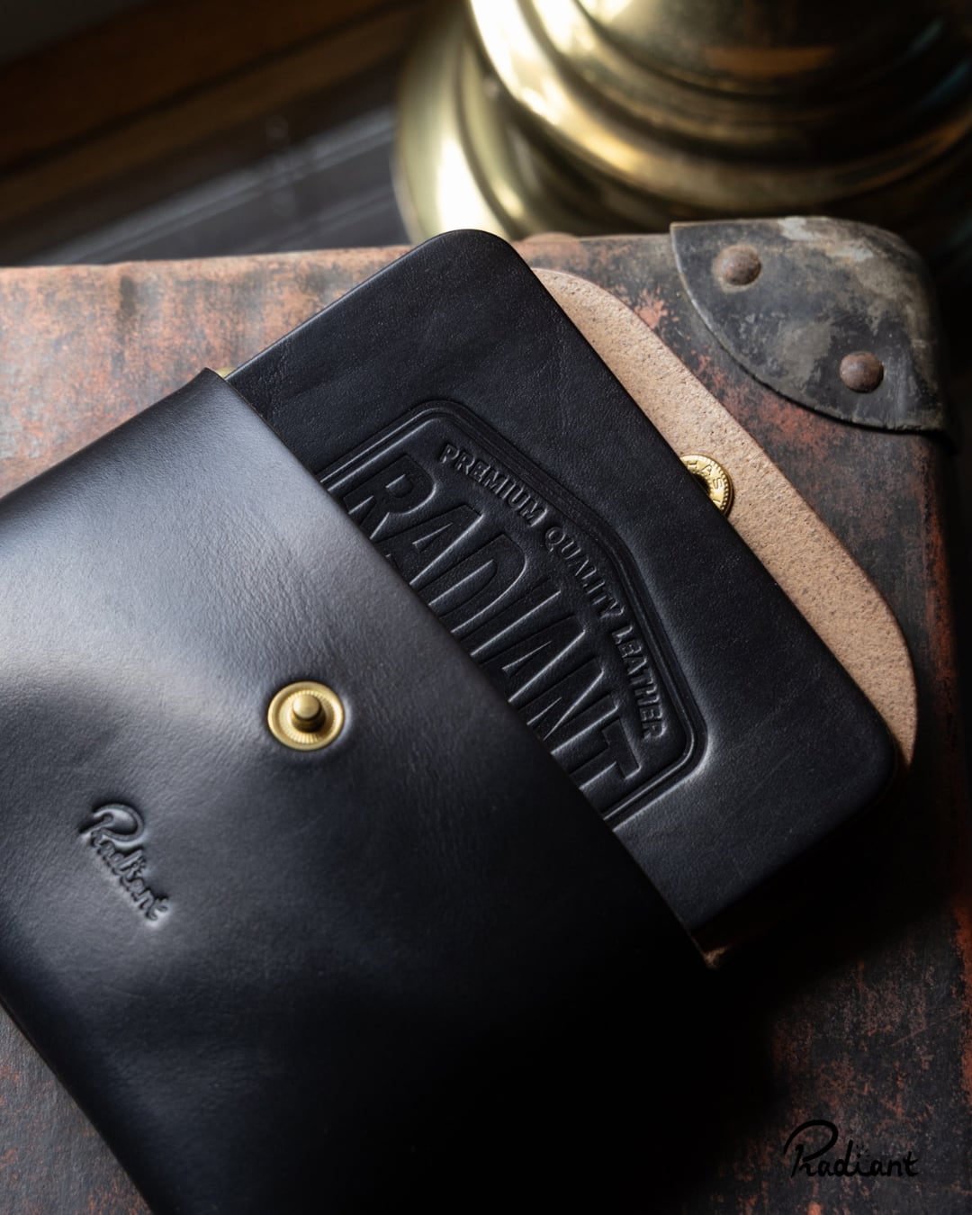 RADIANT 吊るせるお財布/RW-11 silver950 コンチョ 吊るせるお財布 / RW-17 【BLACK brass】 | radiant leatherworks