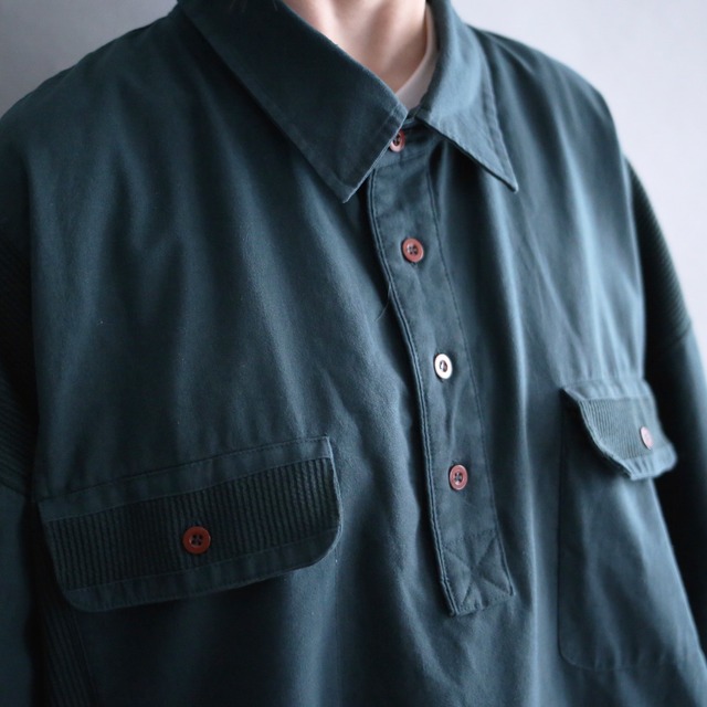 deep green switching design 3XLT over size h/s pullover