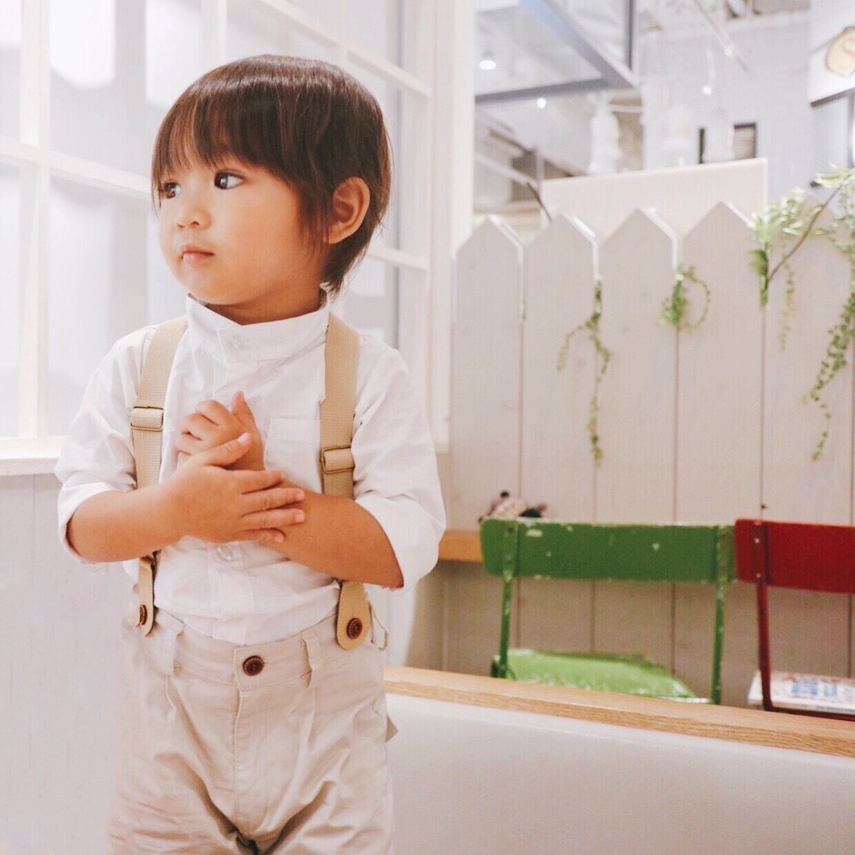 即納】ノーカラーシャツ&サスペンダー付きパンツセット 男の子セット服