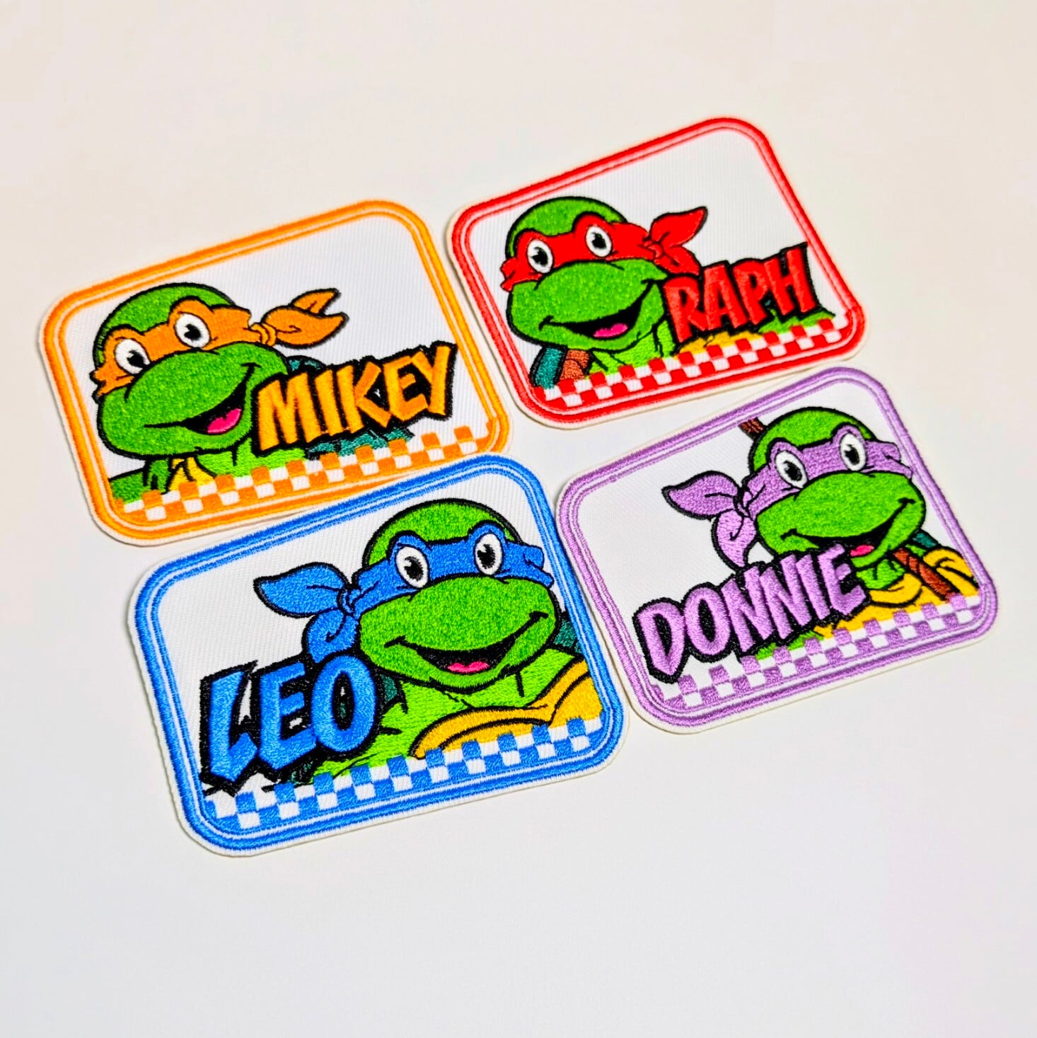 送料無料！ ☆刺繍アイロンワッペン☆【 Teenage Mutant Ninja Turtles