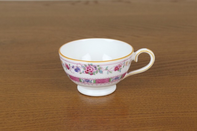 ロイヤルドルトン　カップ　アンティーク　ROYAL DOULTON　イギリス　と22
