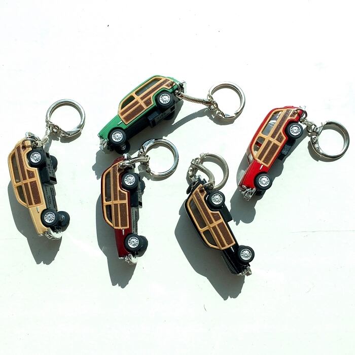 1970年代ヴィンテージ ミニカーキーホルダー（フォードウッディワゴン