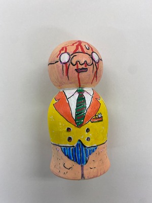 着床コケシ・血まみれパンダをおんぶする村田(1点物です)