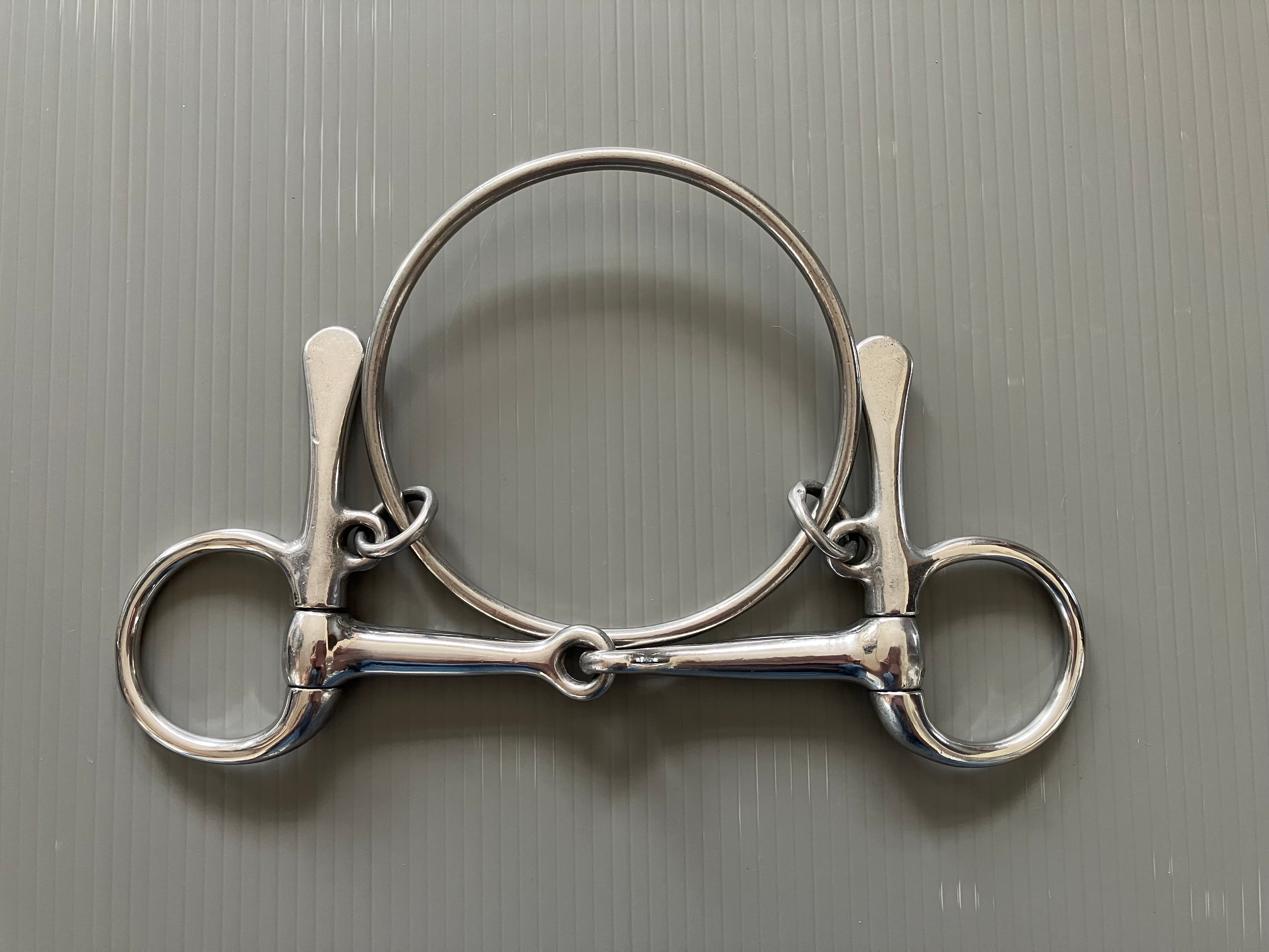 メーカー | 格安 馬具 アウトレット 中古鞍 乗馬用品 カケハムポニークラブ