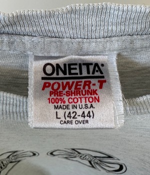 -Independent- Vintage 90s L Print T-Shirt made in USA