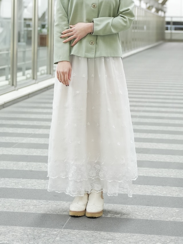 White Lace Design Flower pattern Skirt