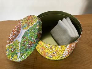 本高砂屋のレトロ缶