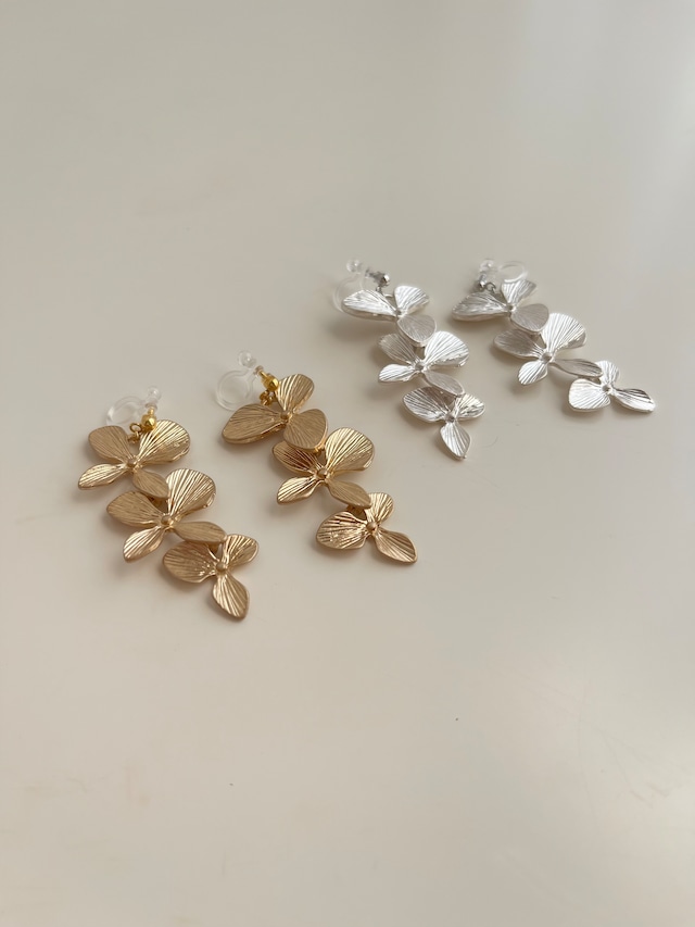 (即納) Fil. / Flower range earrings | 2color