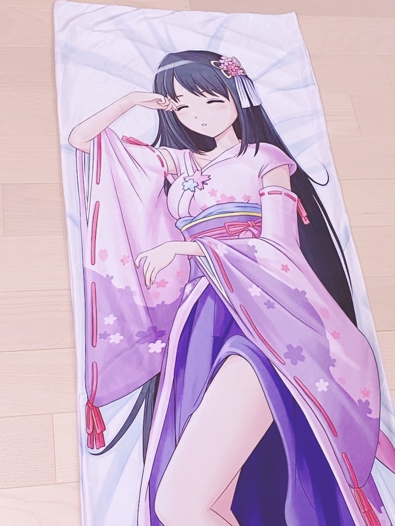 雛乃木まや抱き枕カバー『〜春出逢うは雛乃木神社。夜桜舞い散る一夜の