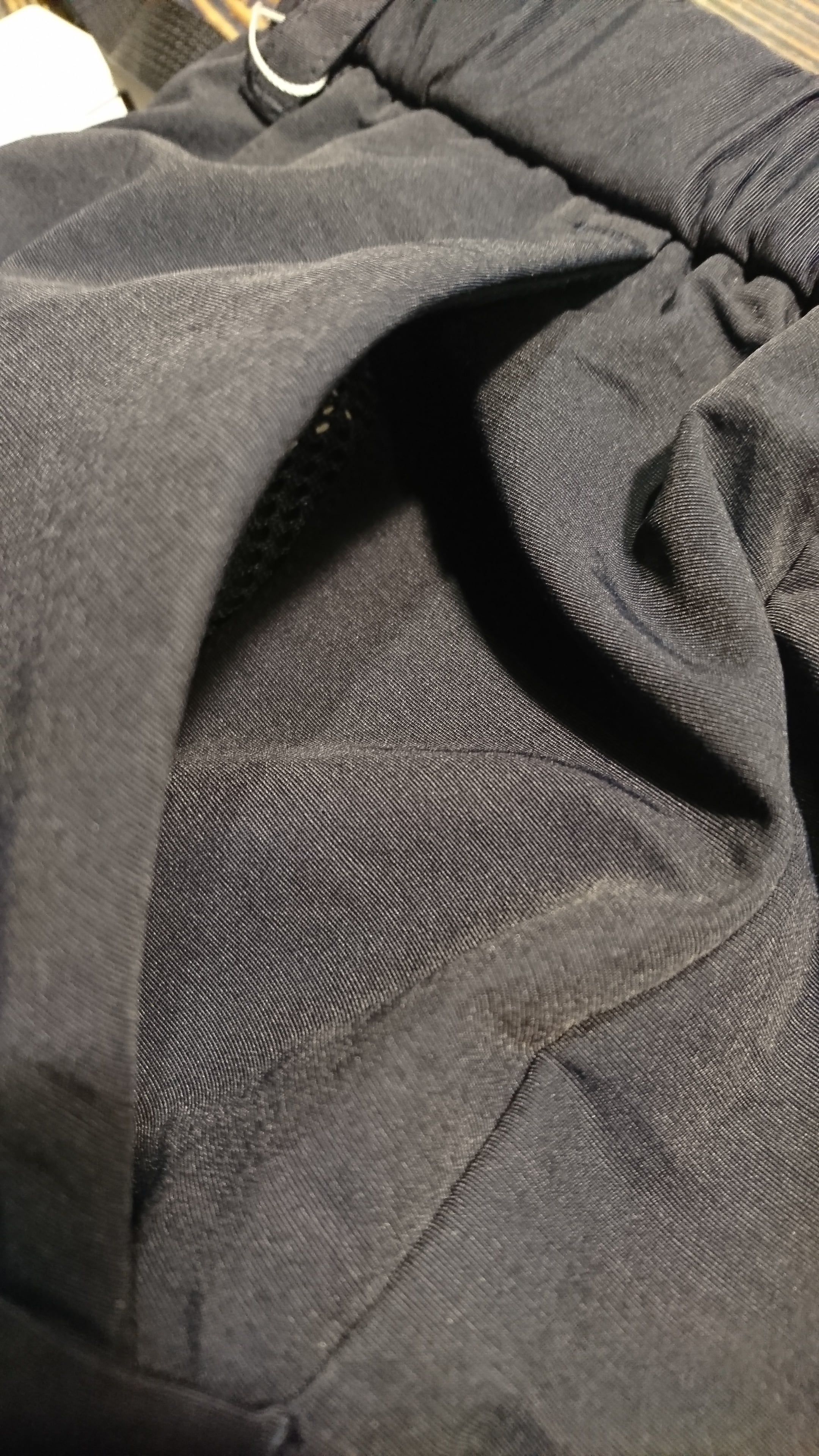 COMFY CMF OUTDOOR GARMENT 