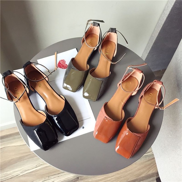 【送料無料】 3色 パンプス レディース シューズ 靴 ストラップ ローヒール エナメル スエード 切り替え デザイン 異素材MIX おしゃれ レトロ かわいい アンクルストラップ 大きいサイズ 25.0 25.5 ストラップパンプス スクエアトゥ ぺたんこ フェミニン 大人カジュアル デート 通勤 OL オフィス グリーン 黒 茶色 ブラウン こなれ感 10代 20代 30代 秋 冬 トレンド 女子力 ペタンコ シューズ 韓国 ファッション  db1242