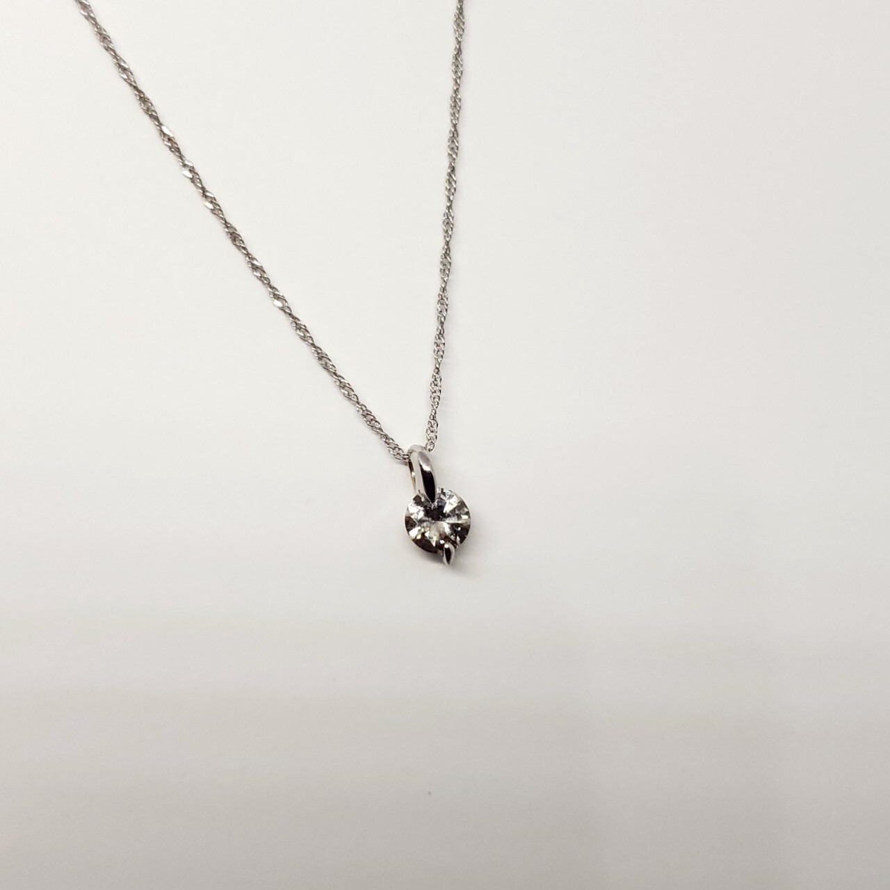 K18WG ホワイトゴールド D0.3ct ダイヤモンド 一粒 ネックレス | ELLE 
