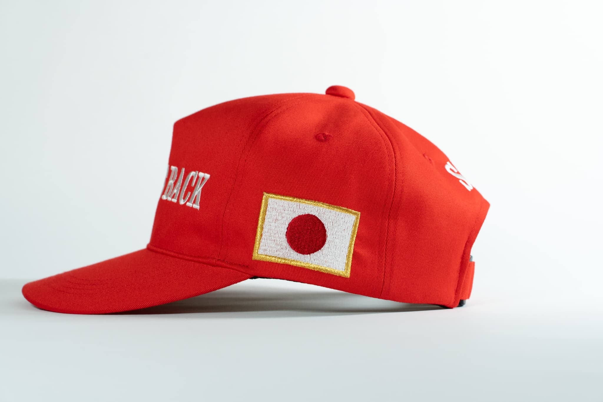 Japan is back キャップ レッド | チームサナエ Veanas号公式グッズ