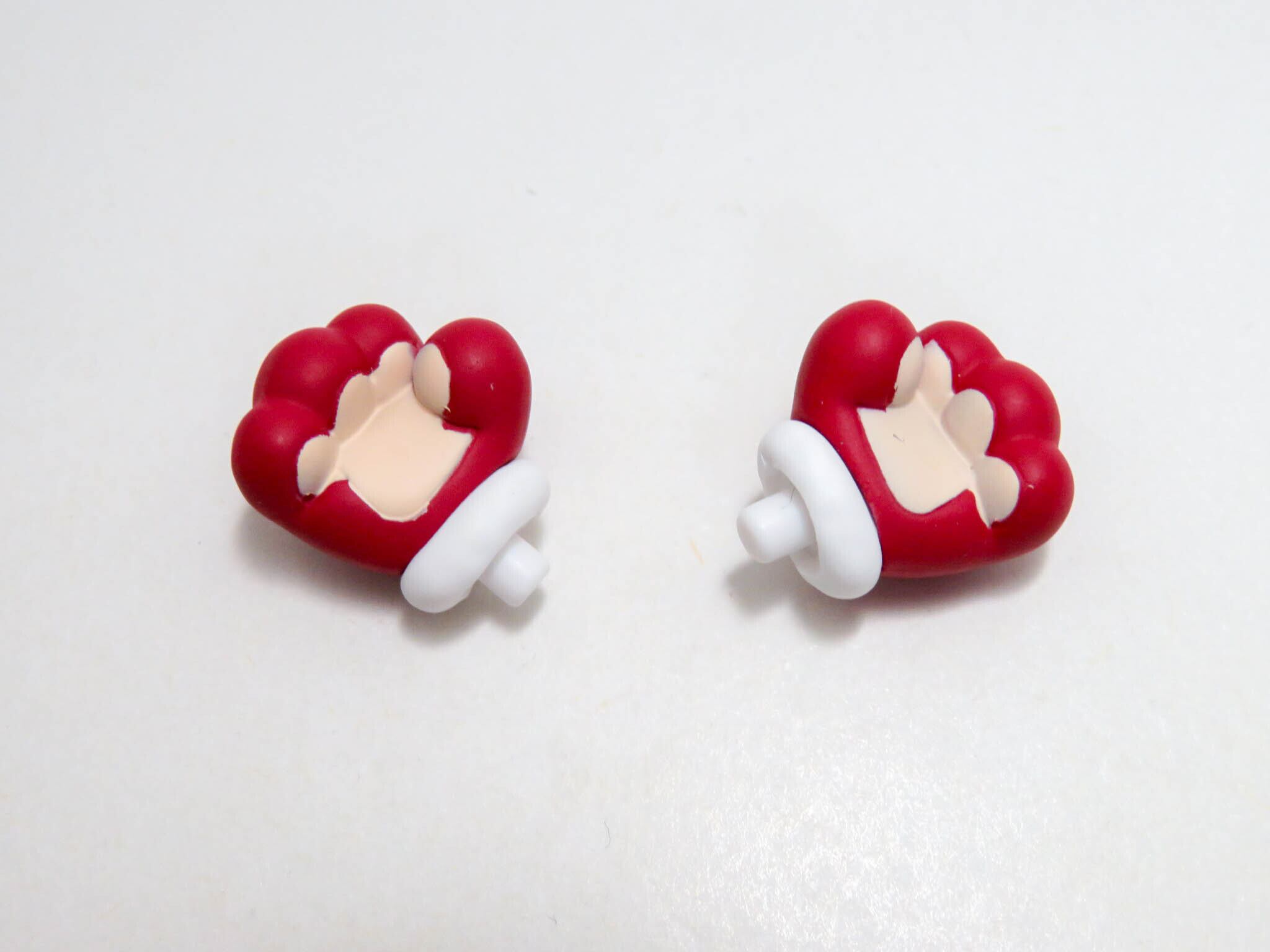 【2709】 赤見かるび 手パーツ ネコ手 ねんどろいど