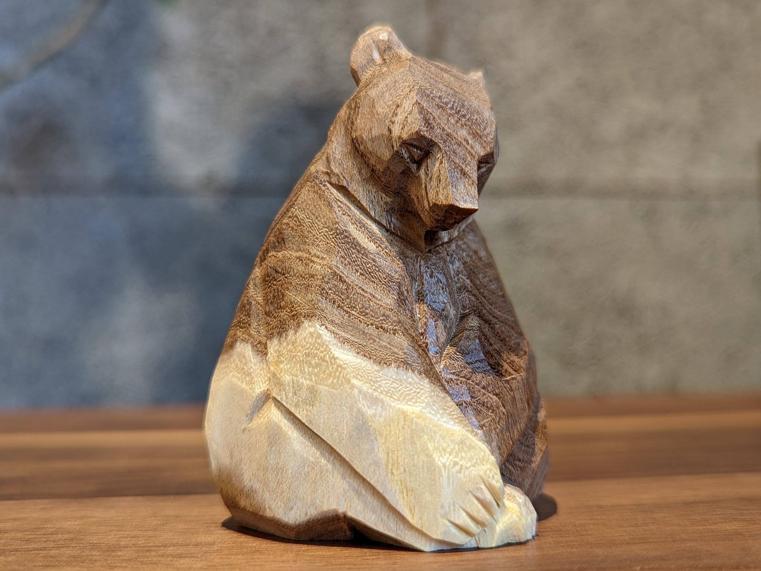 賀上隼敬 さんの 木彫り熊 賀上隼敬 上半身の熊 #3 | 木彫りの熊 | inoya | Basic Life Store