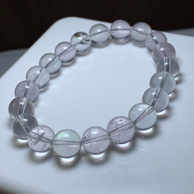2.カラーレスフローライト・ブレスレット