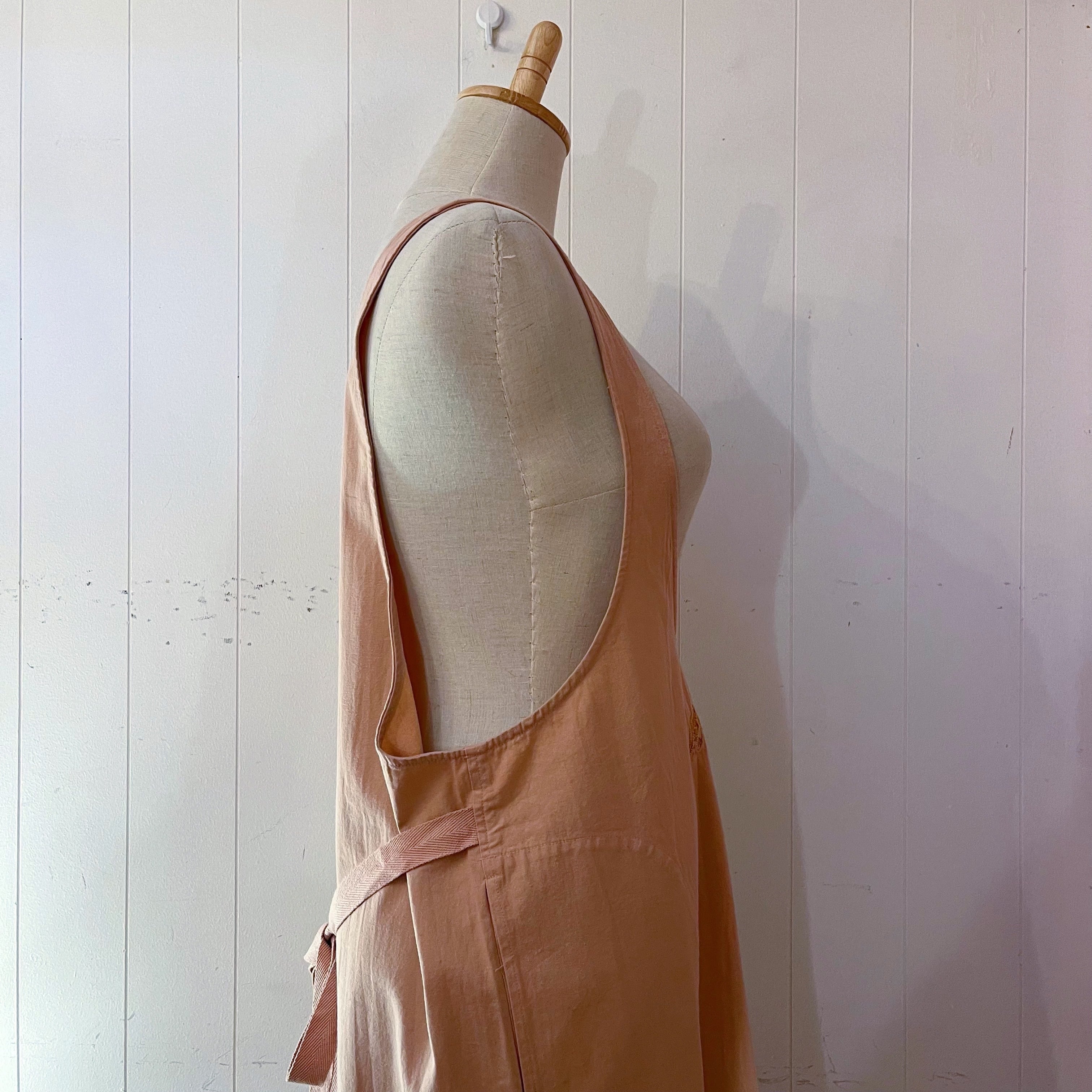 INGEBORG / pale pink round jumper skirt