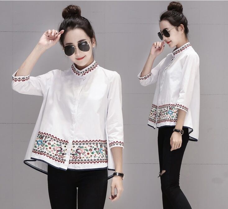 トップス シャツ ブラウス 白シャツ トップス ミディアム丈 ミドル丈 7分袖 七分袖 スタンドカラー ハイネック フレア スリム タイト 細身 ワイド Aライン 裾ワイド 刺繍 前開き かわいい カジュアル おしゃれ お洒落 レトロ アジアン エスニック ラフ キュート 個性的 無地 フラワー 春 夏 秋 10代 20代 30代 40代 レディース 学生 通学 デート お出かけ 女子会 休日 アウトドア 旅行 ショッピング 着回し 普段使い 重ね着 S M L XL 2XL 3XL ホワイト ネイビー