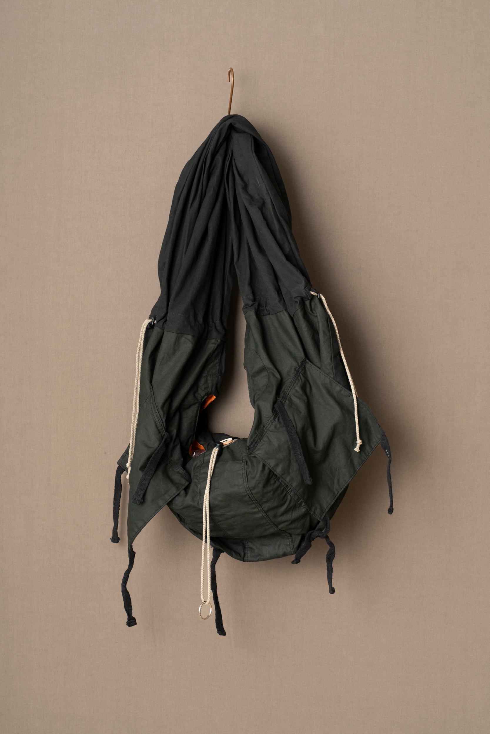 ★レア★ほぼ未使用★Leh レー シルク 袈裟バッグ 刺し子 ボディバッグ 2020SS】 LEH (レー) 