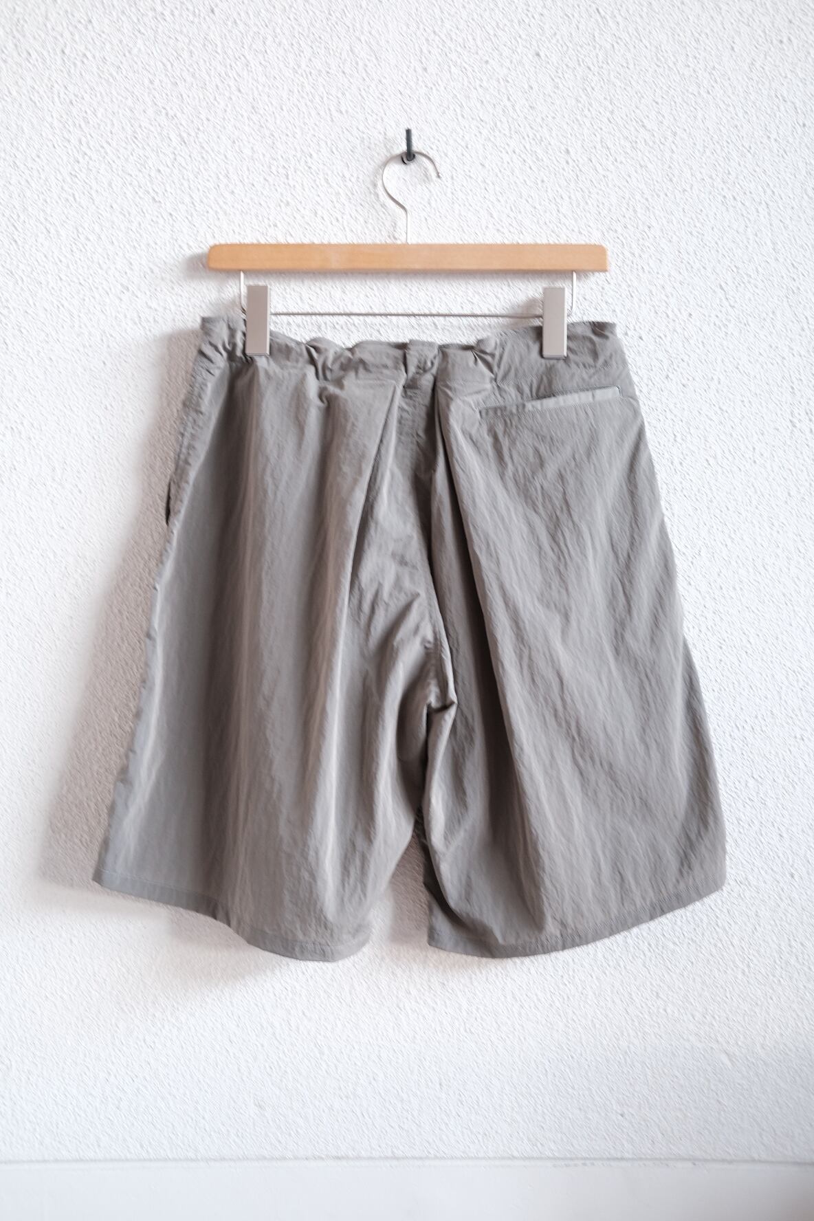 BROWN by 2-tacs＜ブラウンバイツータックス＞Loose shorts | Inhigh