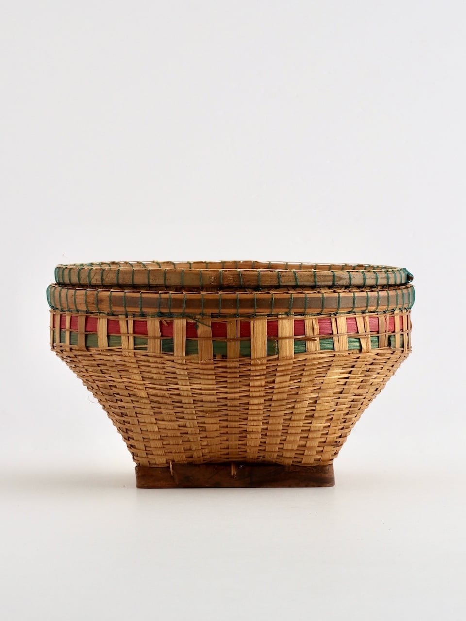 タイ 竹製 蓋付きバスケット L｜Thai Traditional Bamboo Basket with