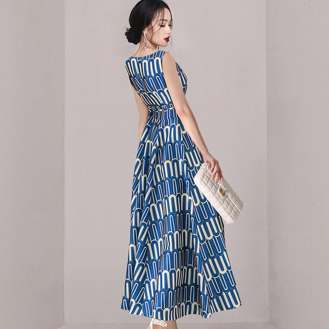 伊原六花さんご着用 送料無料 D1063 ジオメトリック ノースリーブ ロング ワンピース ブルー ホワイト ワンピース ホワイト ブルー 白 青 青ワンピース ブルーワンピ ブルーワンピース 白ワンピース インポートワンピース パーティードレス 衣装 メール便 伊原六花さんご着用 送料無料 D1063 ジオメトリック ノースリーブ ロング ワンピース ブルー ホワイト ワンピース ホワイト ブルー 白 青 青ワンピース ブルーワンピ ブルーワンピース 白ワンピース インポートワンピース パーティードレス 衣装 メール便