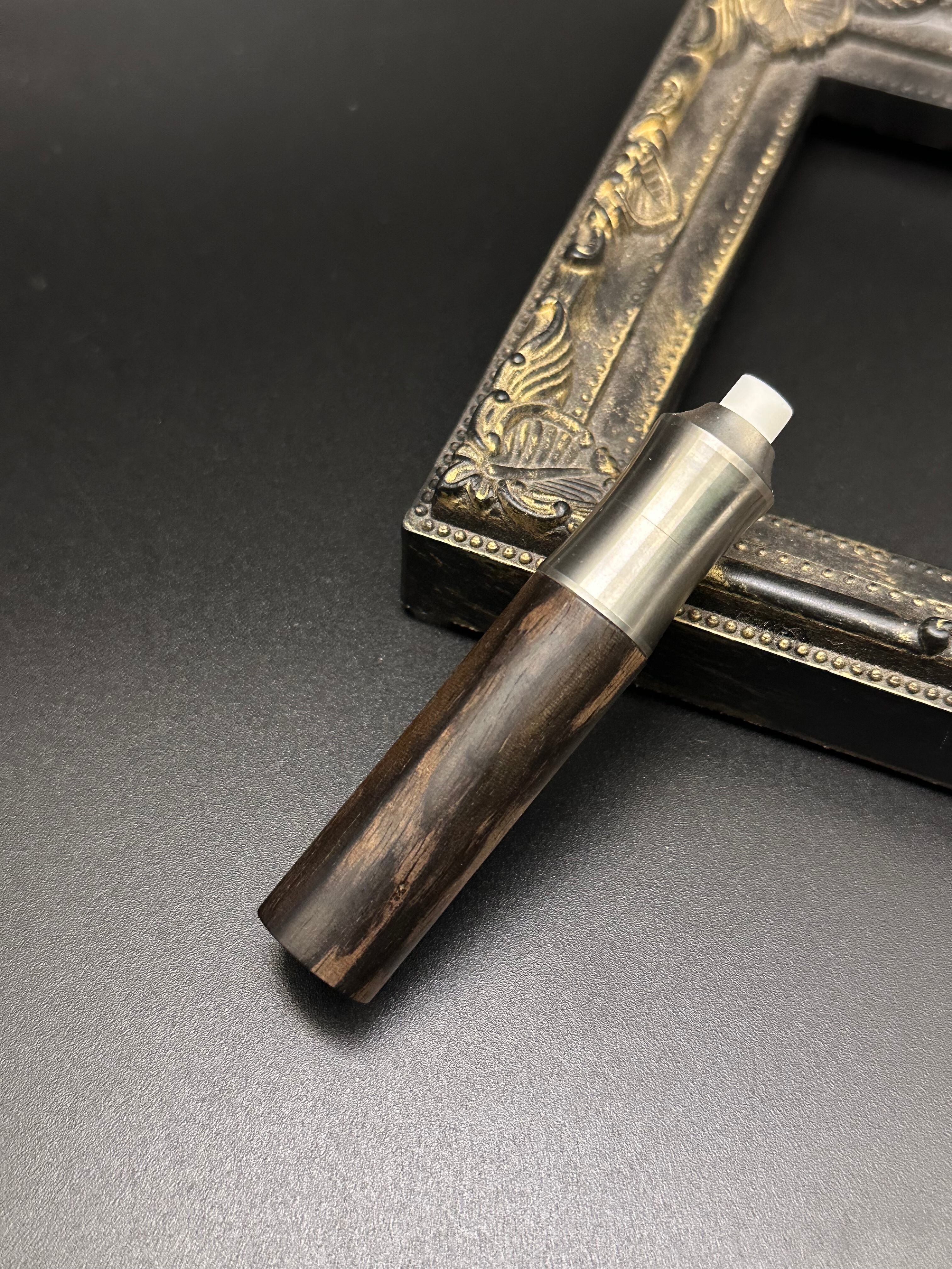 【新品未使用】Flamberg 黒柿 ツイスト消しゴム ステンレス 箱付き 707d299465365af40f1c21916abcb2
